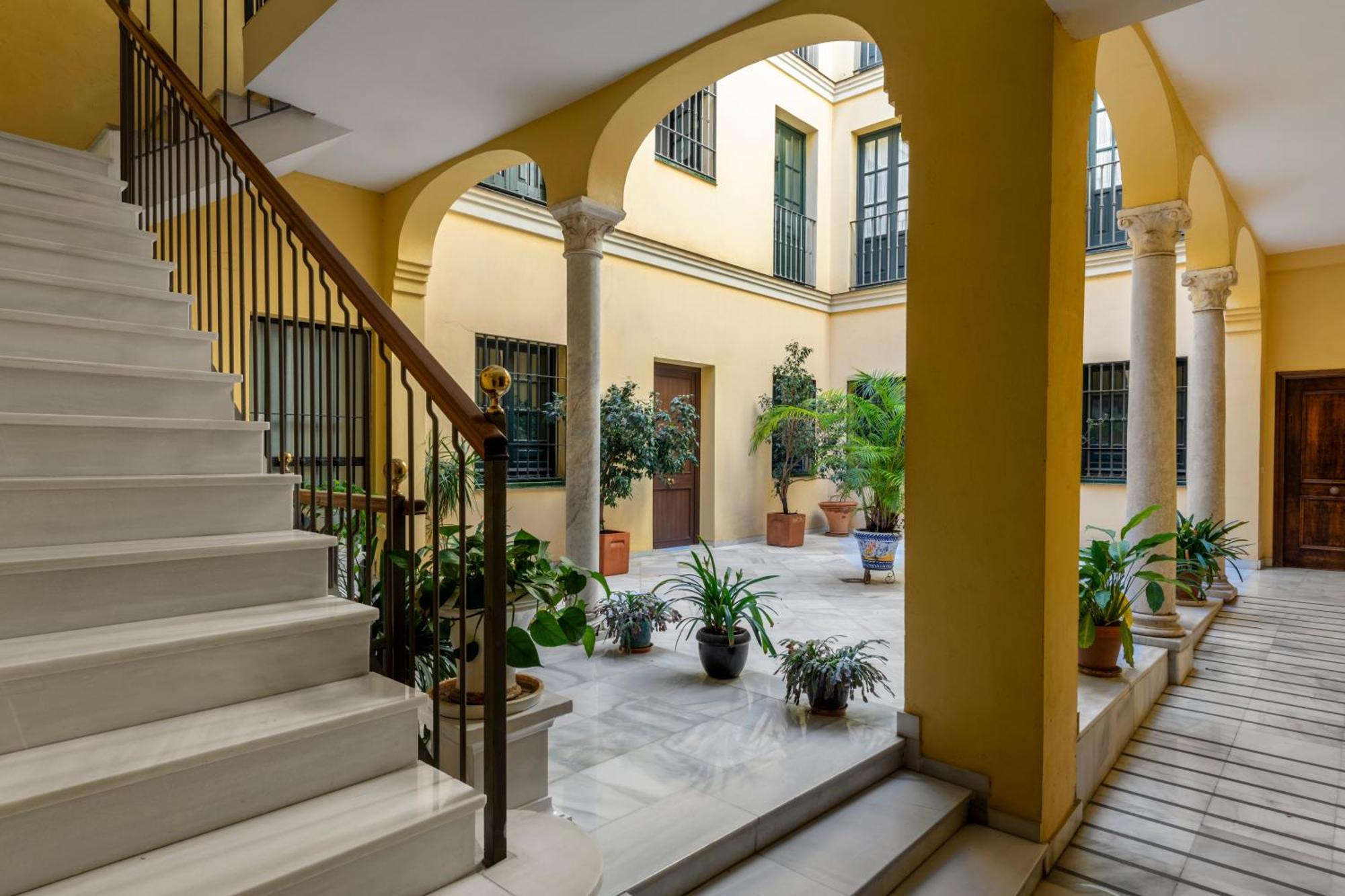 סביליה Magno Apartments Alvarez Quintero מראה חיצוני תמונה